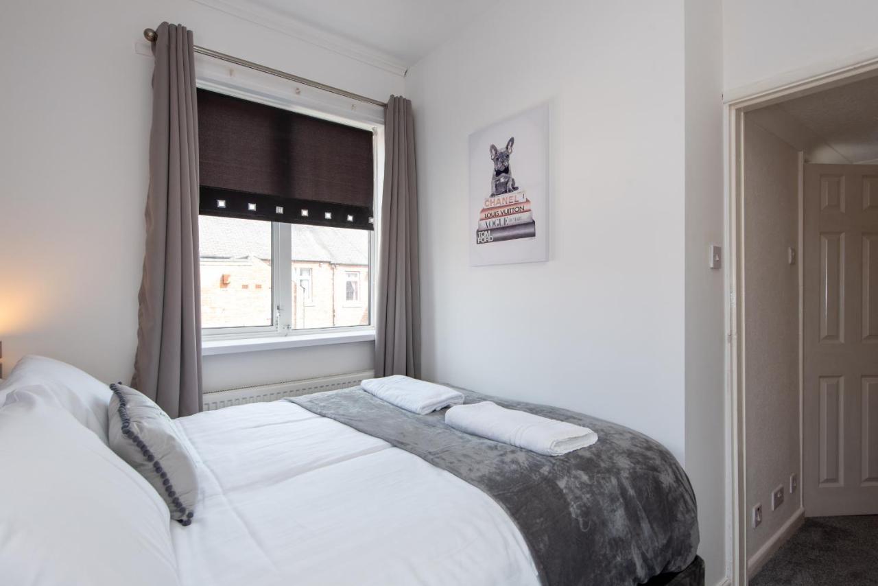 Langdale Road Villa ดาร์ลิงตัน ภายนอก รูปภาพ