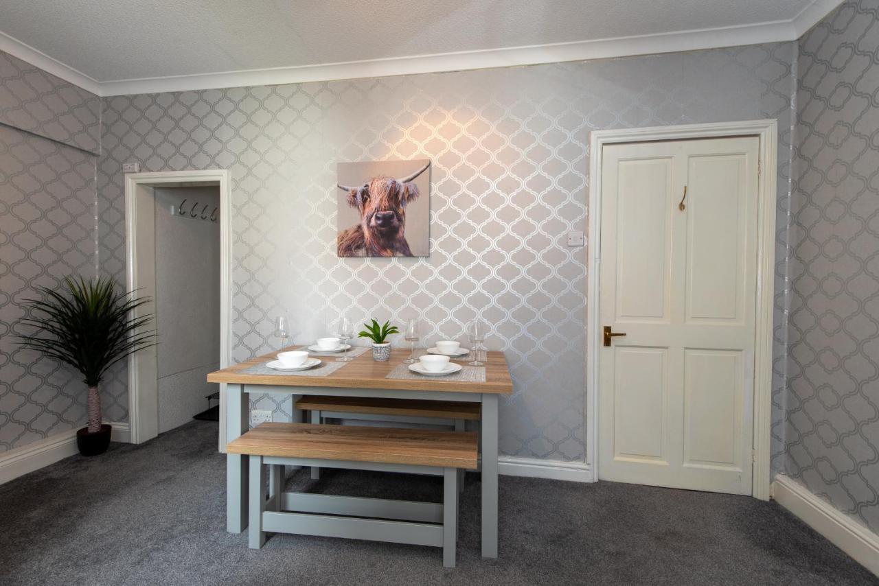 Langdale Road Villa ดาร์ลิงตัน ภายนอก รูปภาพ