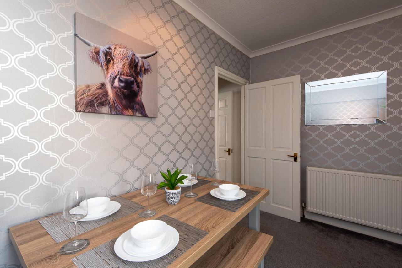 Langdale Road Villa ดาร์ลิงตัน ภายนอก รูปภาพ