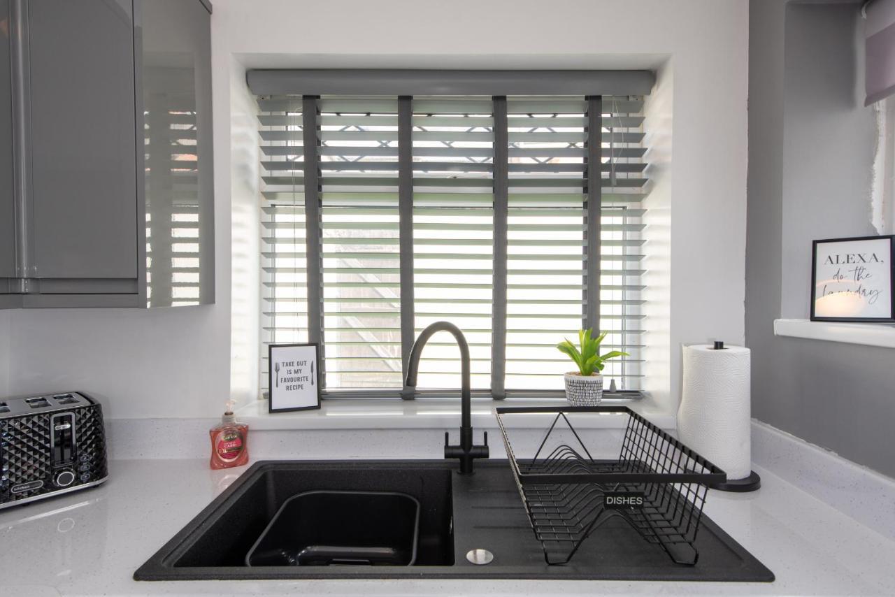 Langdale Road Villa ดาร์ลิงตัน ภายนอก รูปภาพ