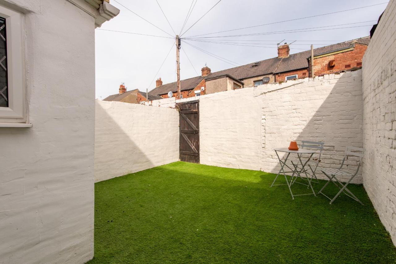 Langdale Road Villa ดาร์ลิงตัน ภายนอก รูปภาพ